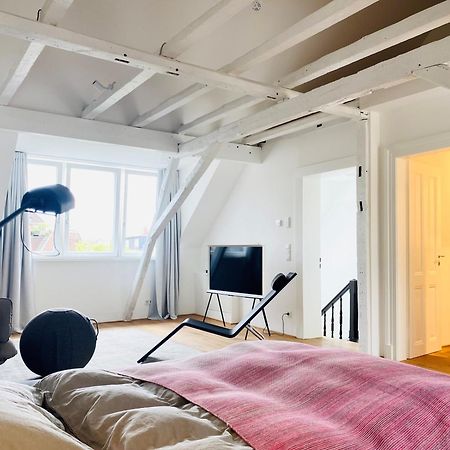 Zehuus Mit Domblick Und Dachterrasse Apartment Cologne Exterior photo